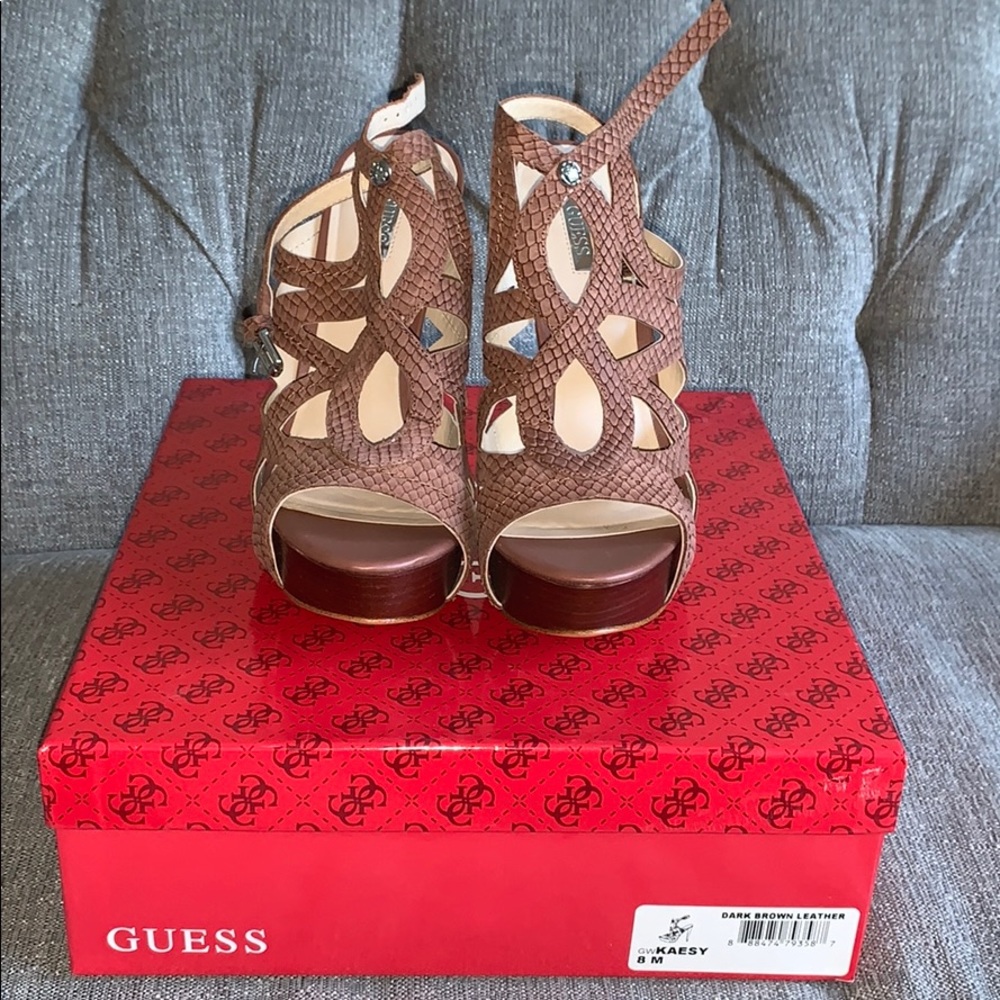 COPY - EUC Guess platform heel size 8.